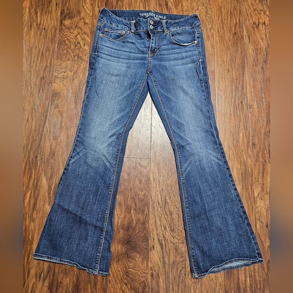 American Eagle Outfitters Artist Flare Jeans